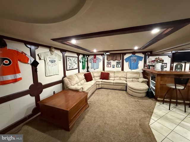 3404 PARKVIEW DR, Bensalem, PA 19020