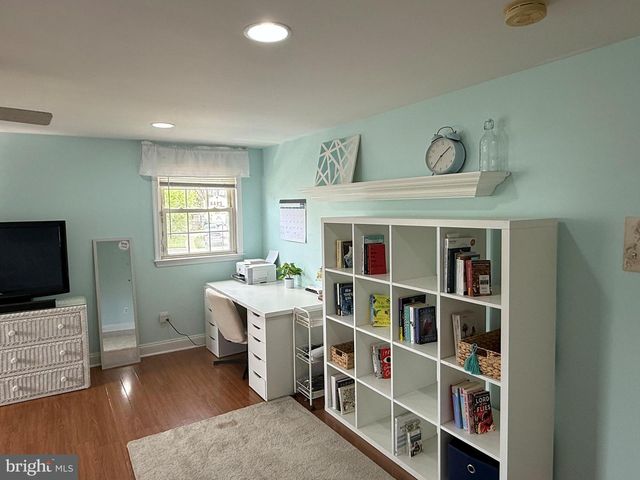 3404 PARKVIEW DR, Bensalem, PA 19020