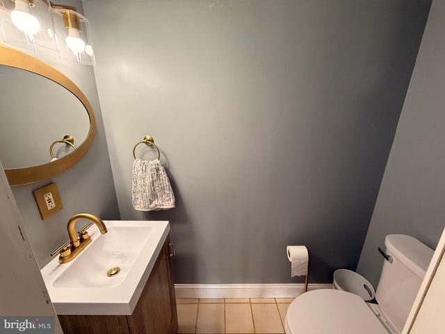 3404 PARKVIEW DR, Bensalem, PA 19020