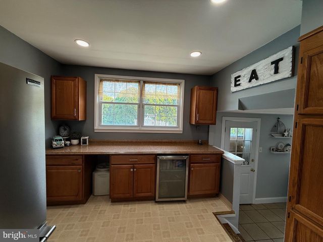 3404 PARKVIEW DR, Bensalem, PA 19020