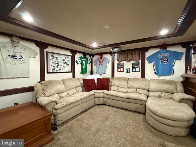 3404 PARKVIEW DR, Bensalem, PA 19020