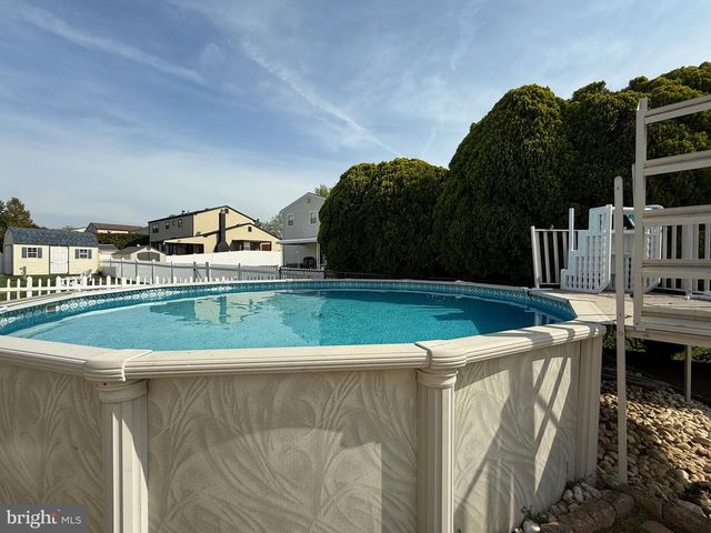 3404 PARKVIEW DR, Bensalem, PA 19020