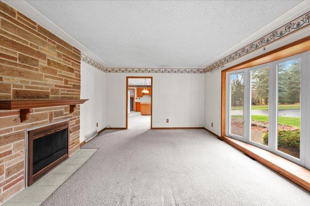 6786 River Road, Flushing, MI 48433