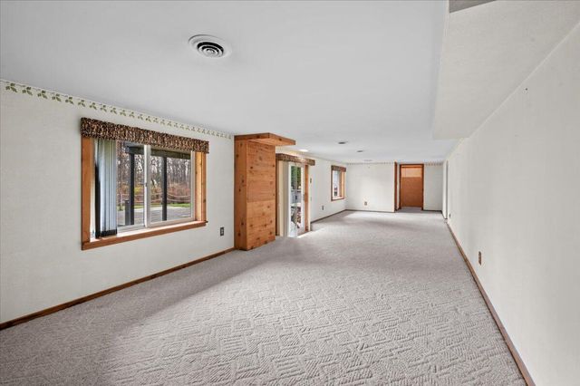 6786 River Road, Flushing, MI 48433