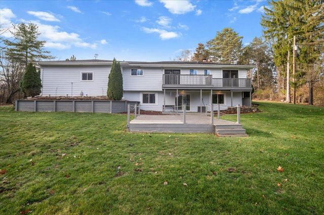 6786 River Road, Flushing, MI 48433