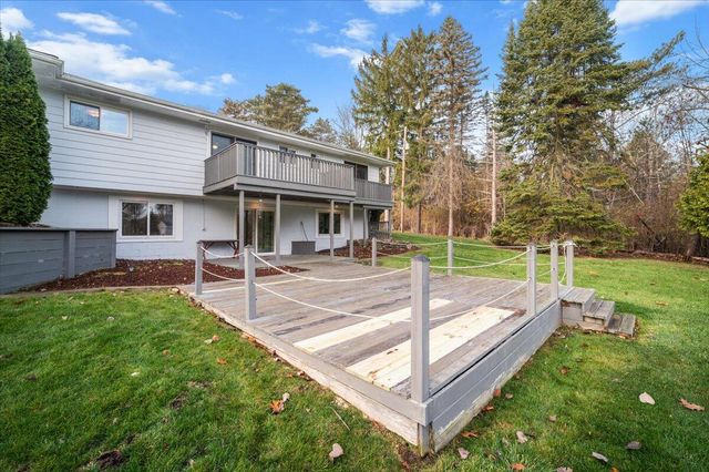 6786 River Road, Flushing, MI 48433