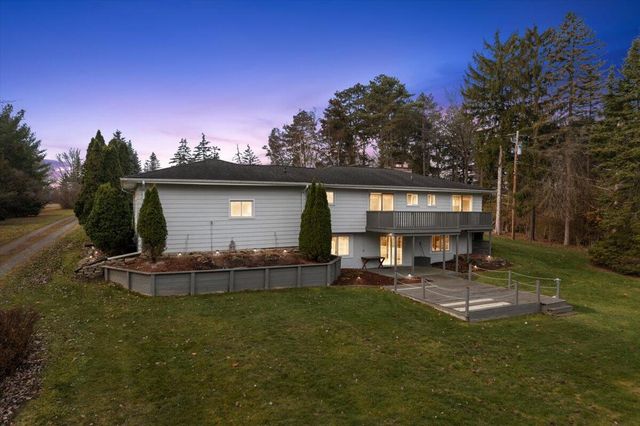 6786 River Road, Flushing, MI 48433