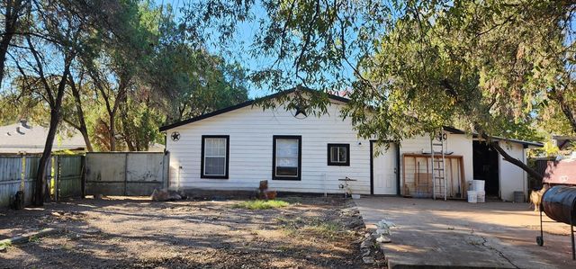 318 Macarthur Boulevard, Grand Prairie, TX 75050