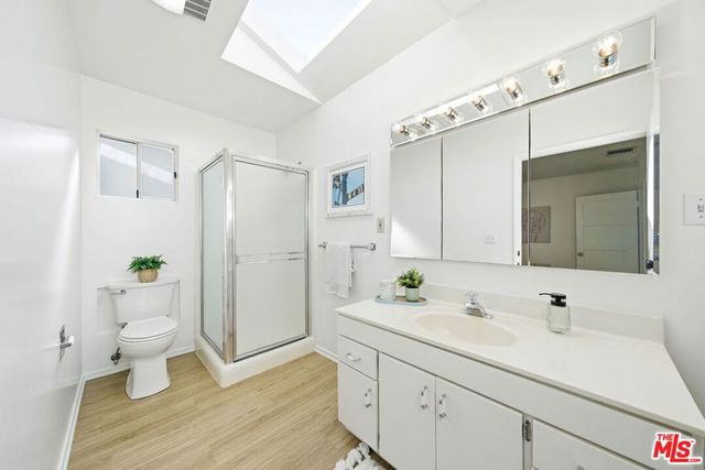 3815 Lyceum Avenue, Los Angeles, CA 90066