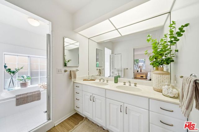 3815 Lyceum Avenue, Los Angeles, CA 90066