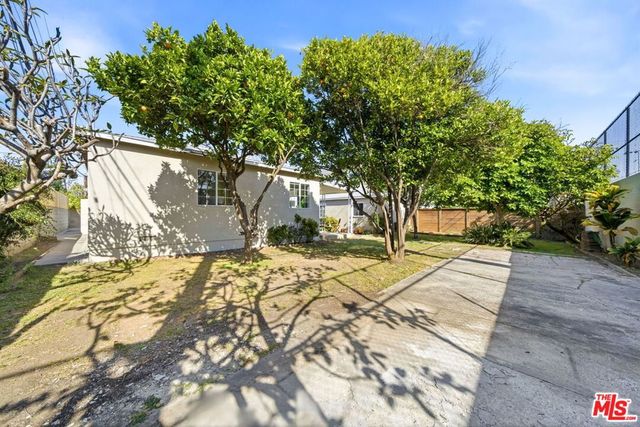 3815 Lyceum Avenue, Los Angeles, CA 90066