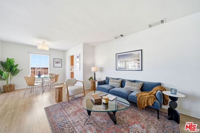 3815 Lyceum Avenue, Los Angeles, CA 90066