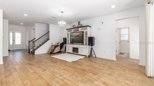 7824 NOTCHED PINE BEND, Wesley Chapel, FL 33545