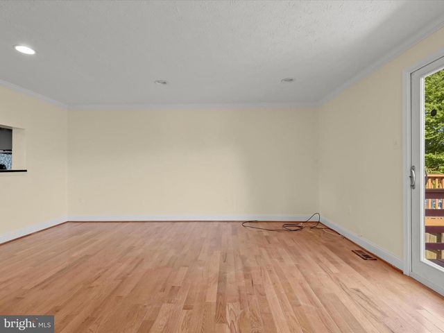 23 IVY OAK CT, Gaithersburg, MD 20877