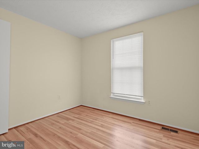 23 IVY OAK CT, Gaithersburg, MD 20877