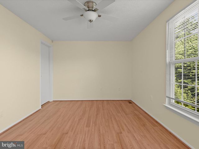 23 IVY OAK CT, Gaithersburg, MD 20877