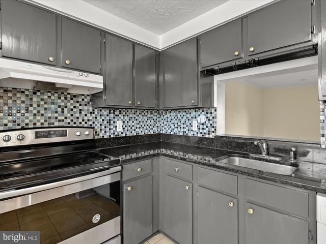 23 IVY OAK CT, Gaithersburg, MD 20877