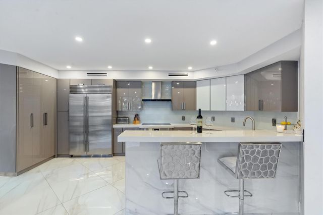 3100 S Ocean Boulevard 105n, Palm Beach, FL 33480