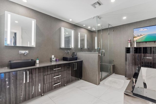 3100 S Ocean Boulevard 105n, Palm Beach, FL 33480