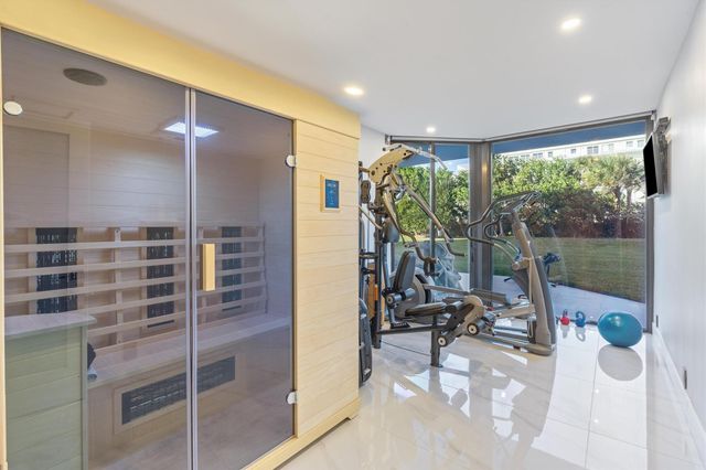 3100 S Ocean Boulevard 105n, Palm Beach, FL 33480