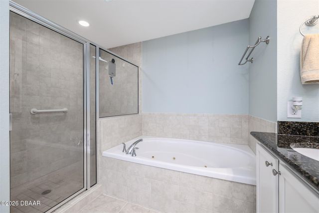 2801 S Ridgewood Ave Unit 1002, South Daytona, FL 32119