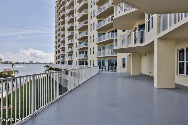 2801 S Ridgewood Ave Unit 1002, South Daytona, FL 32119