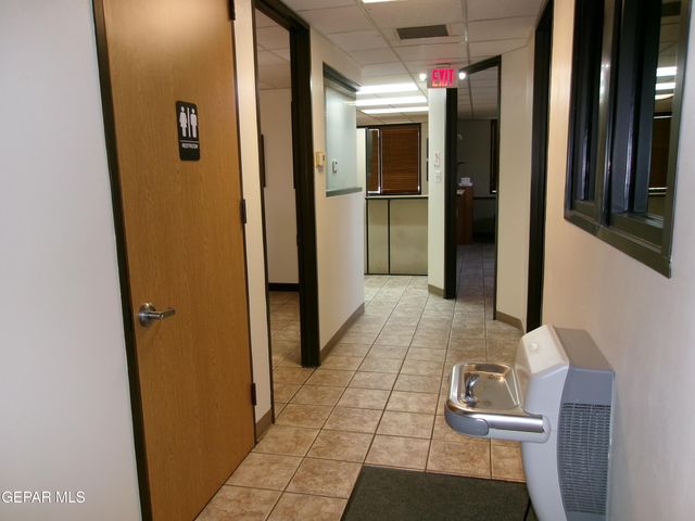 1400 N EL PASO Street B, El Paso, TX 79902