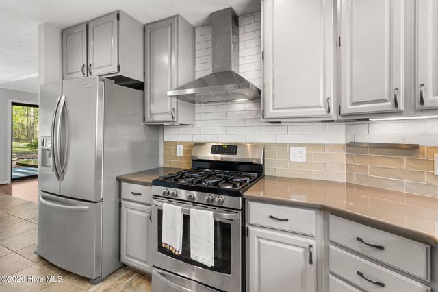 726 Piccadilly Court, Sanford, NC 27332