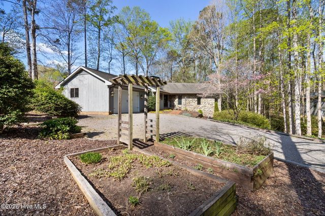 726 Piccadilly Court, Sanford, NC 27332