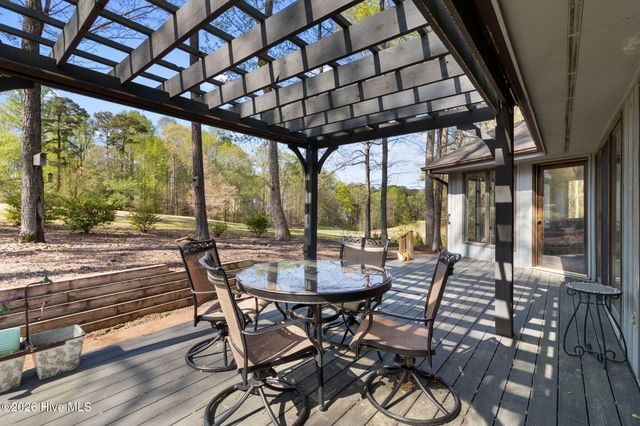 726 Piccadilly Court, Sanford, NC 27332