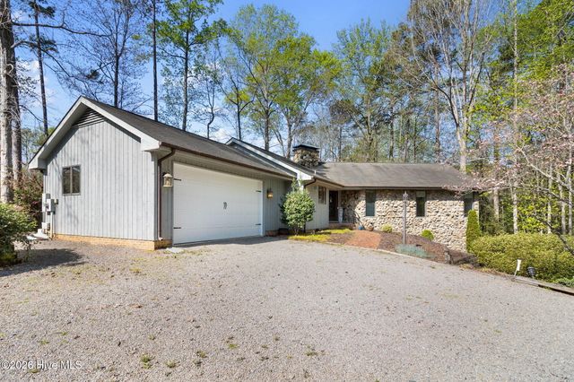 726 Piccadilly Court, Sanford, NC 27332