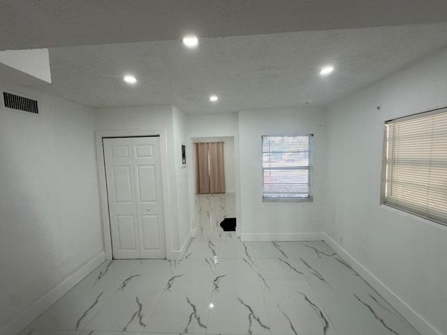 224 NE 18th Avenue, Pompano Beach, FL 33060