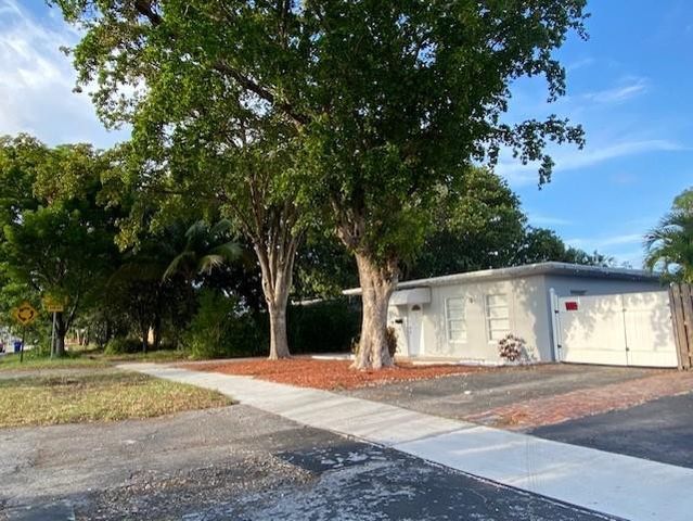224 NE 18th Avenue, Pompano Beach, FL 33060