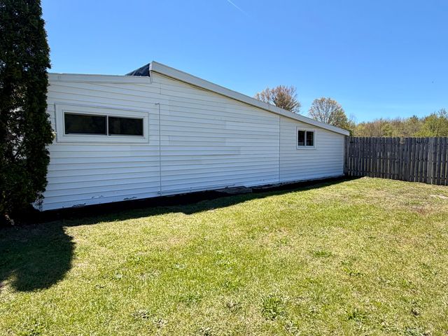3261 Whitehall Road, Dalton Twp, MI 49445