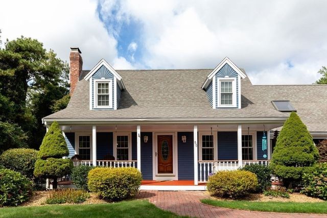 55 Bay Farm Drive, Plymouth, MA 02360