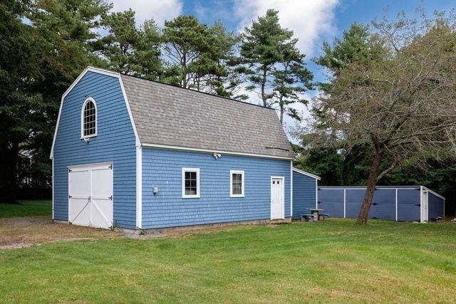 55 Bay Farm Drive, Plymouth, MA 02360