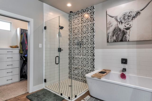 823 N 6th Circle, Wolfforth, TX 79382