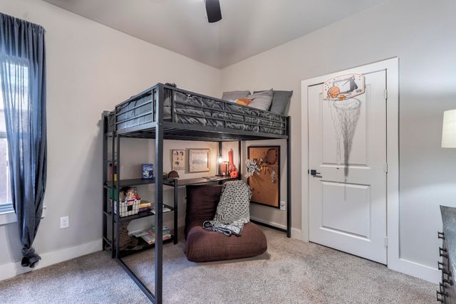 823 N 6th Circle, Wolfforth, TX 79382