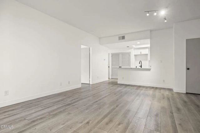 2065 Blackberry Circle, Oxnard, CA 93036