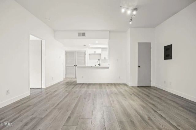 2065 Blackberry Circle, Oxnard, CA 93036