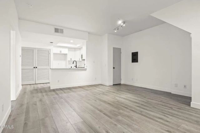 2065 Blackberry Circle, Oxnard, CA 93036
