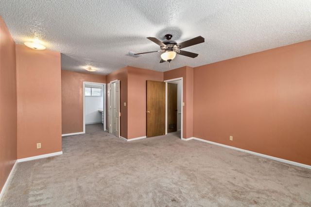 202 Kallus ST, Schulenburg, TX 78956