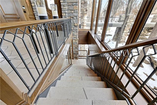 16900 Highland Ridge Drive, Loch Lloyd, MO 64012