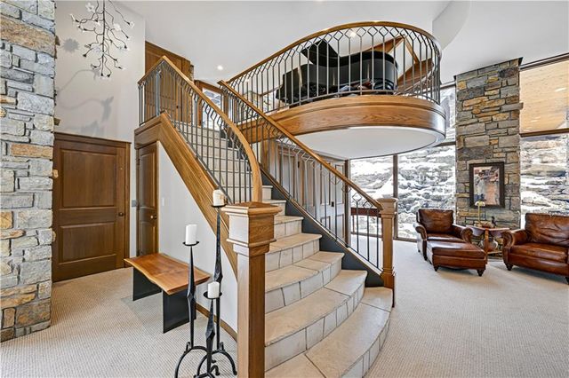 16900 Highland Ridge Drive, Loch Lloyd, MO 64012