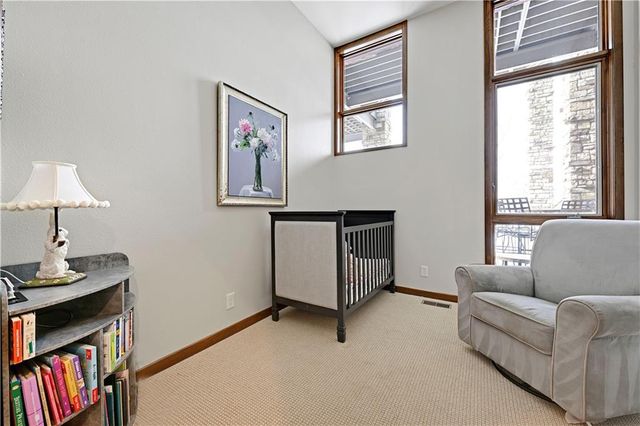 16900 Highland Ridge Drive, Loch Lloyd, MO 64012