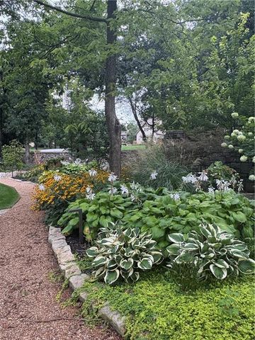 16900 Highland Ridge Drive, Loch Lloyd, MO 64012