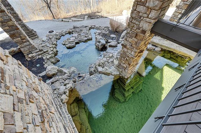 16900 Highland Ridge Drive, Loch Lloyd, MO 64012