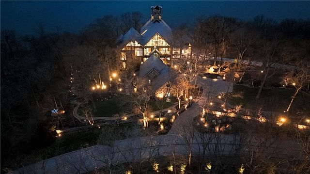 16900 Highland Ridge Drive, Loch Lloyd, MO 64012