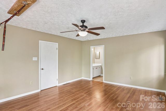 3 Frontier Court, Asheville, NC 28805