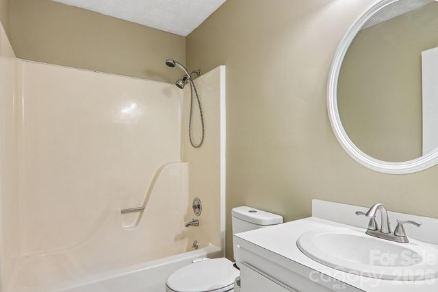 3 Frontier Court, Asheville, NC 28805
